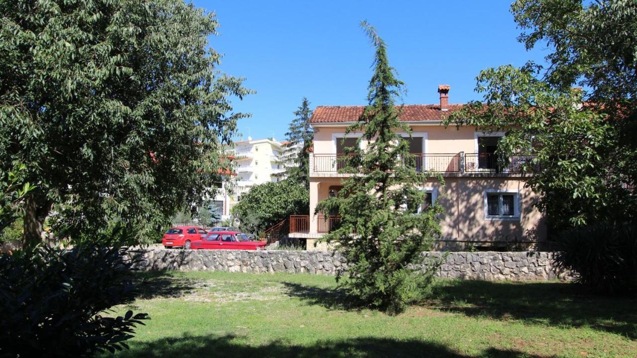 Apartments Grzetic Малинска Екстериор снимка