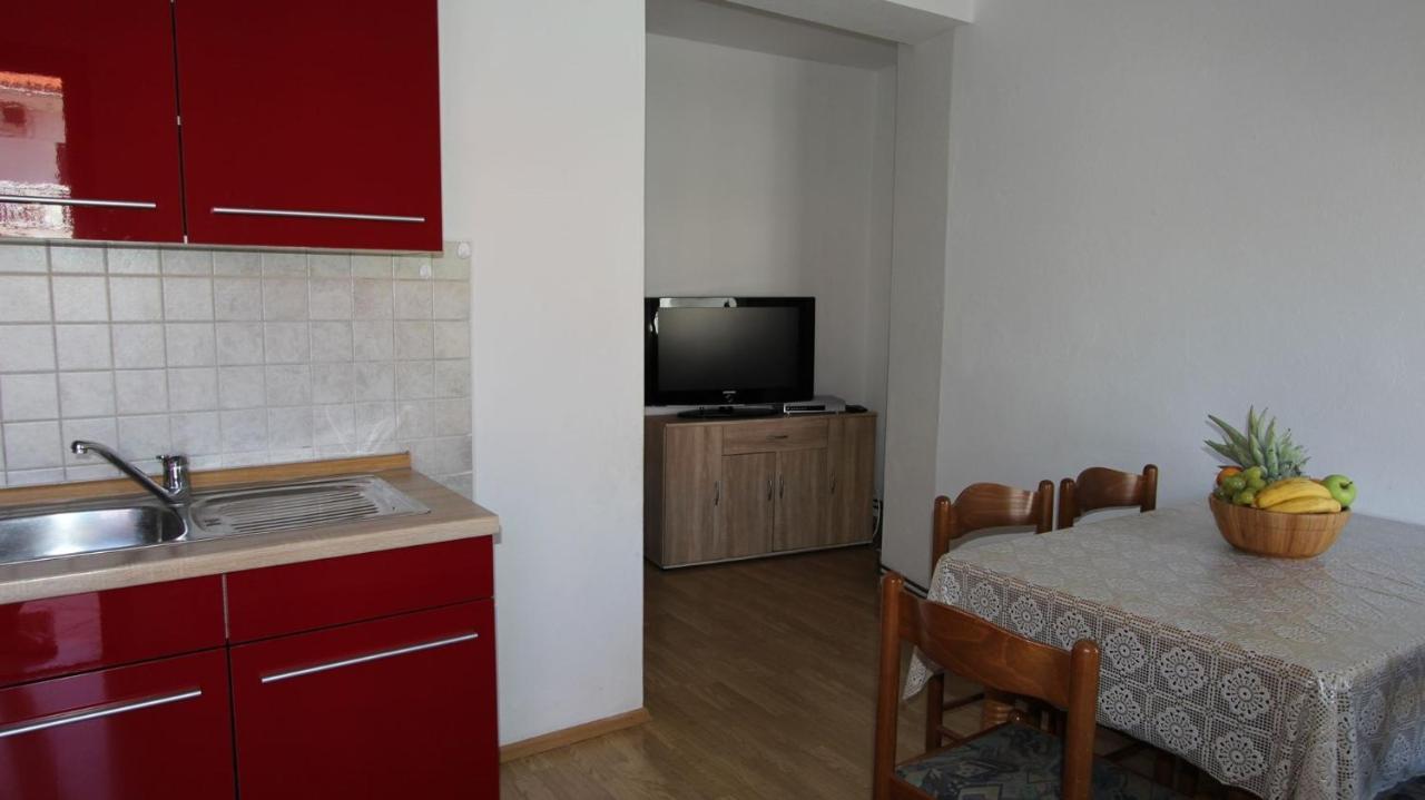Apartments Grzetic Малинска Екстериор снимка
