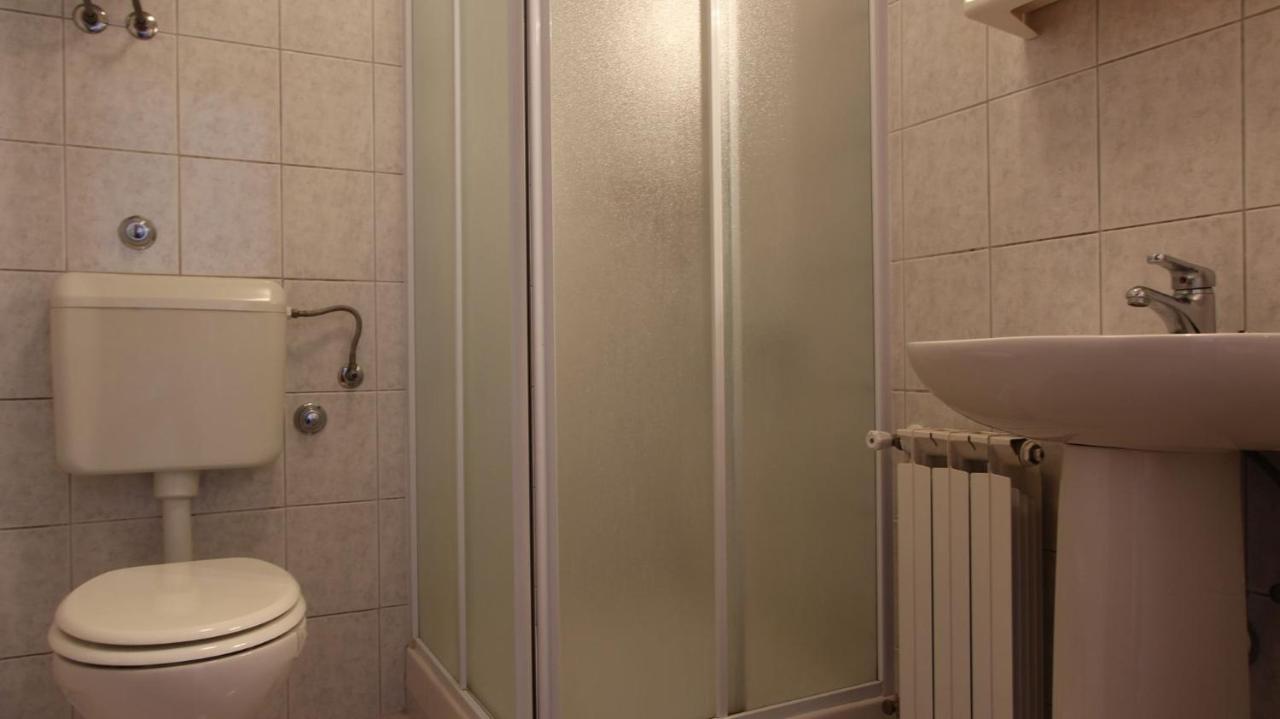 Apartments Grzetic Малинска Екстериор снимка